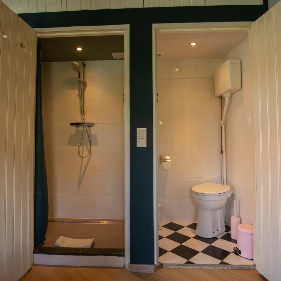 Onder De Kersenboom Bed & Breakfast Hilversum Dış mekan fotoğraf